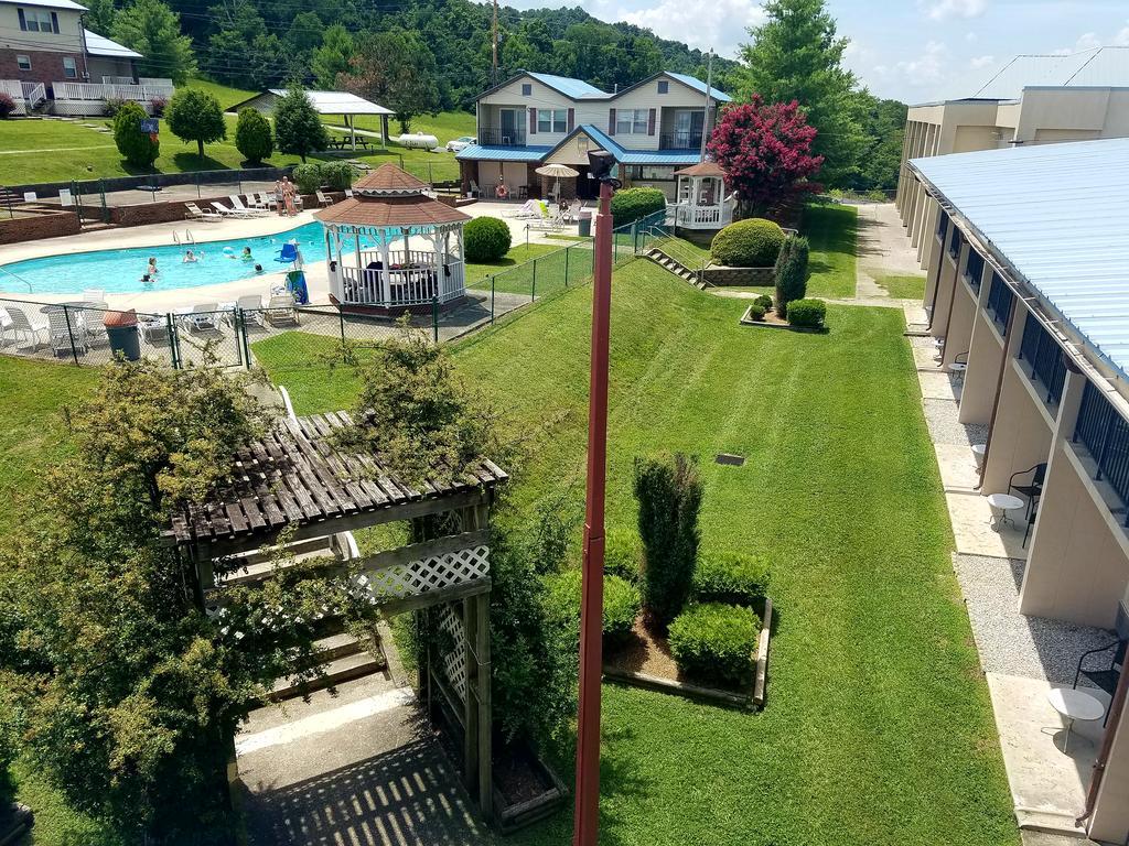Baymont By Wyndham Cookeville Εξωτερικό φωτογραφία