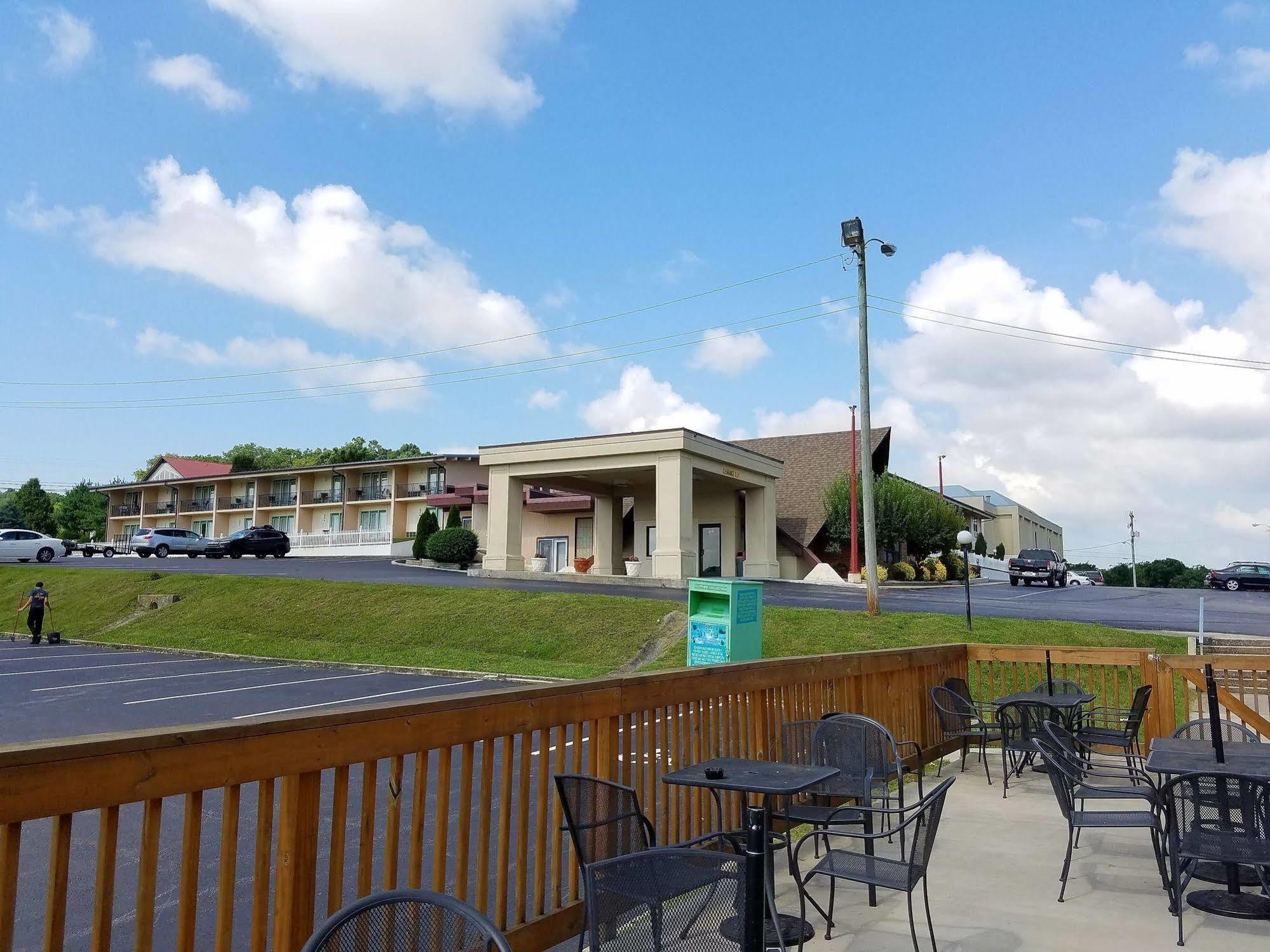 Baymont By Wyndham Cookeville Εξωτερικό φωτογραφία