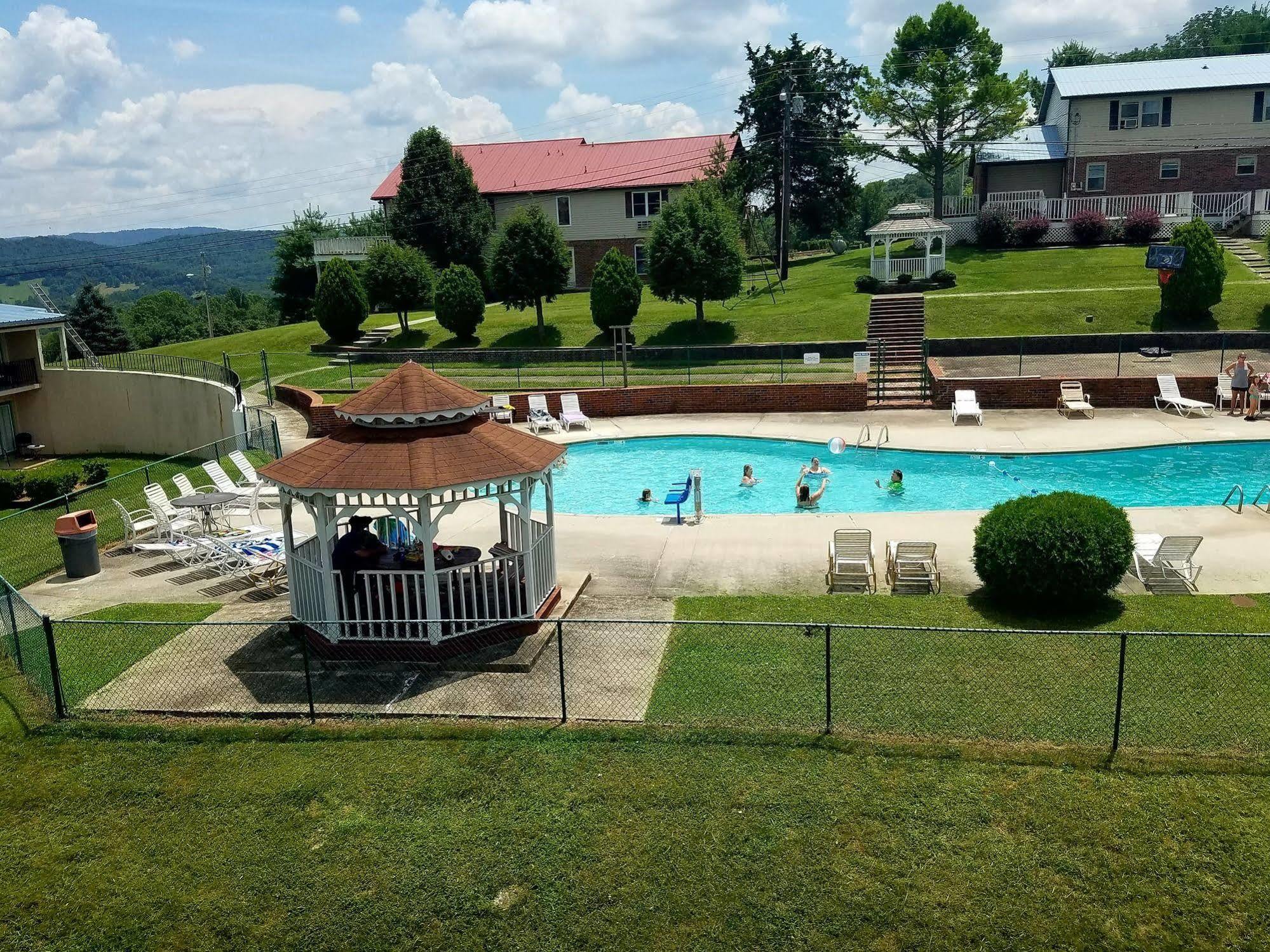 Baymont By Wyndham Cookeville Εξωτερικό φωτογραφία