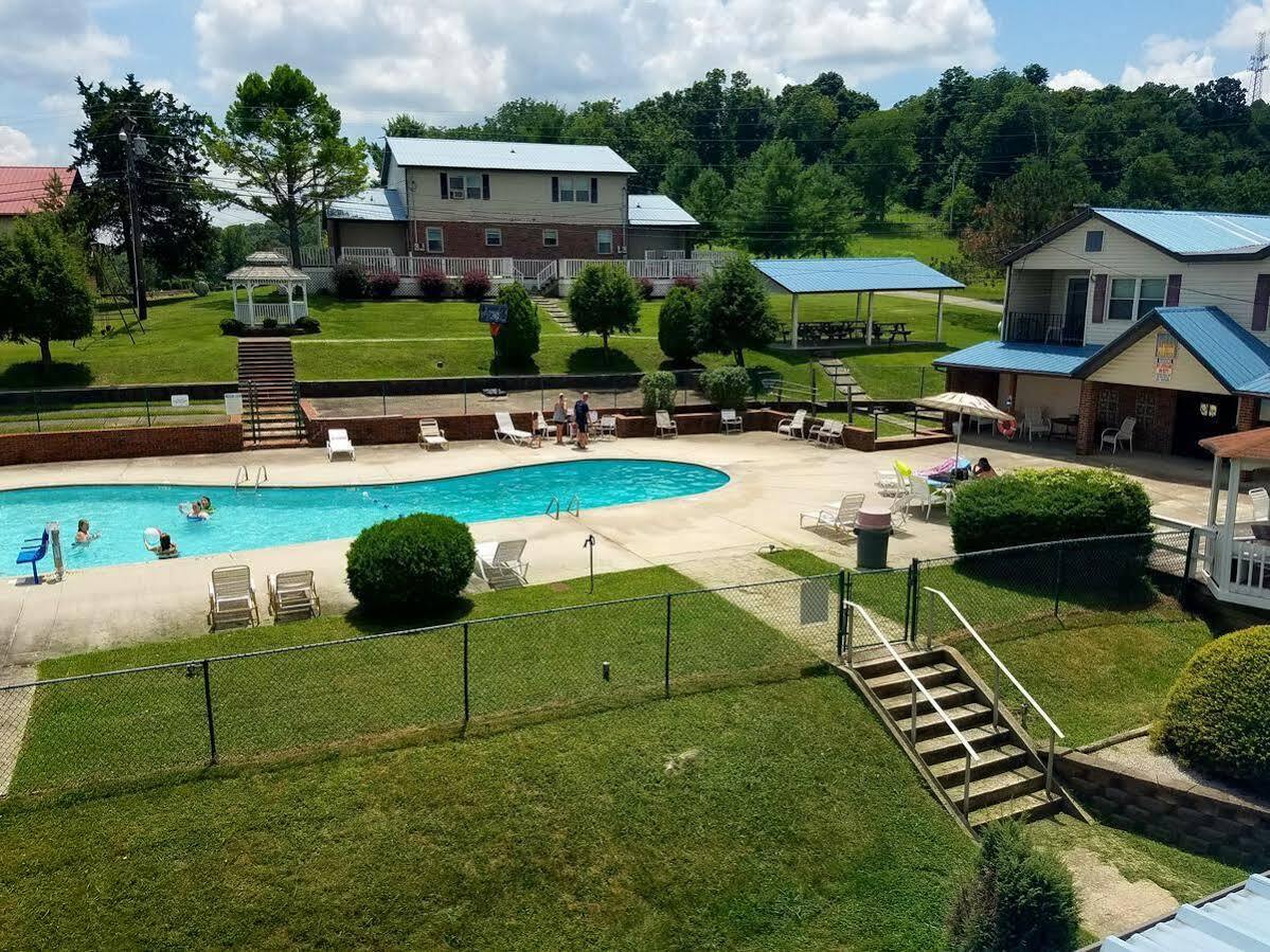 Baymont By Wyndham Cookeville Εξωτερικό φωτογραφία